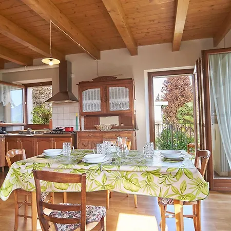 Appartement Francia - House With Lake View For 4 People